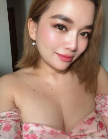 Independent college girls in Delhi providing respectful companionship with calm behavior and privacy