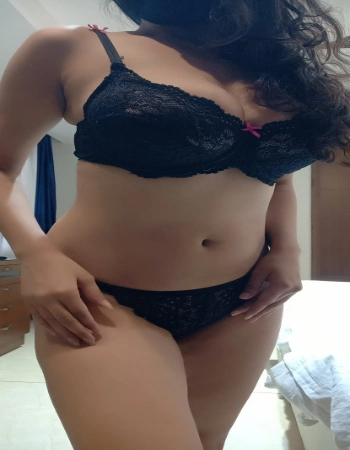 Trusted Park Street escorts provide discreet friendly service ensuring comfort privacy in Kolkata always