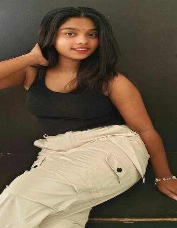 Independent Vastrapur escort in modern apartment setting